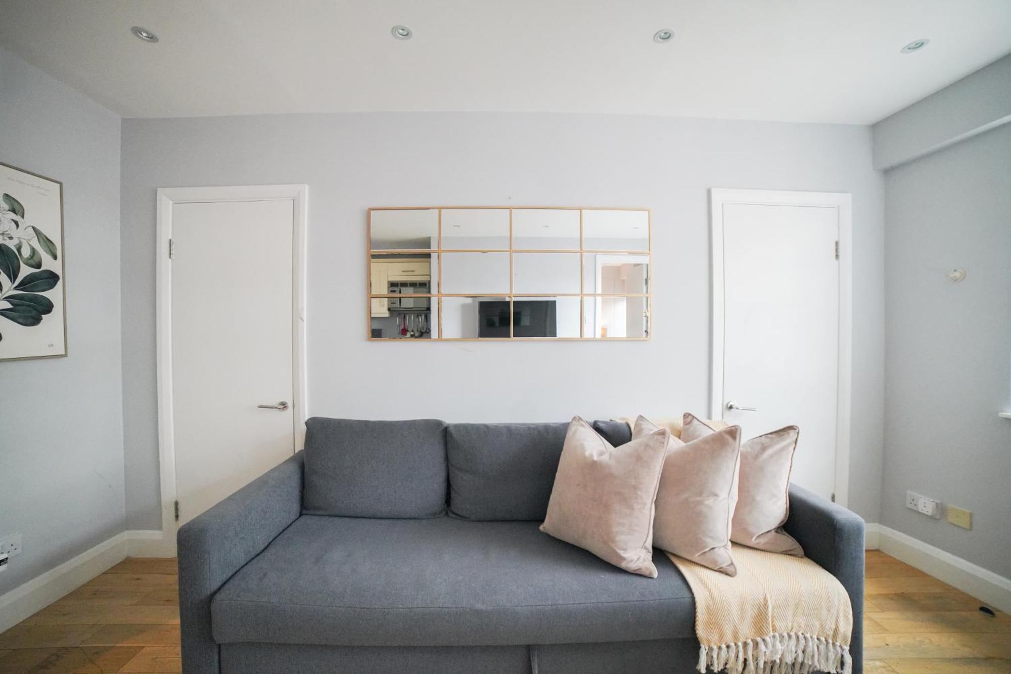 Art-Deco Apartment In Very Popular Chelsea Area Лондон Экстерьер фото
